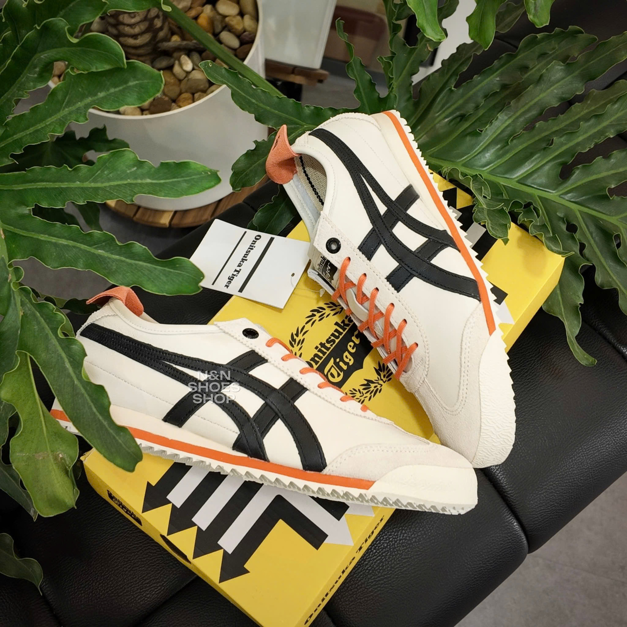 ONITSUKA MEXICO 66 SD VIN CREAM BLACK ONITSUKA MEXICO 66 SD VIN CREAM BLACK
