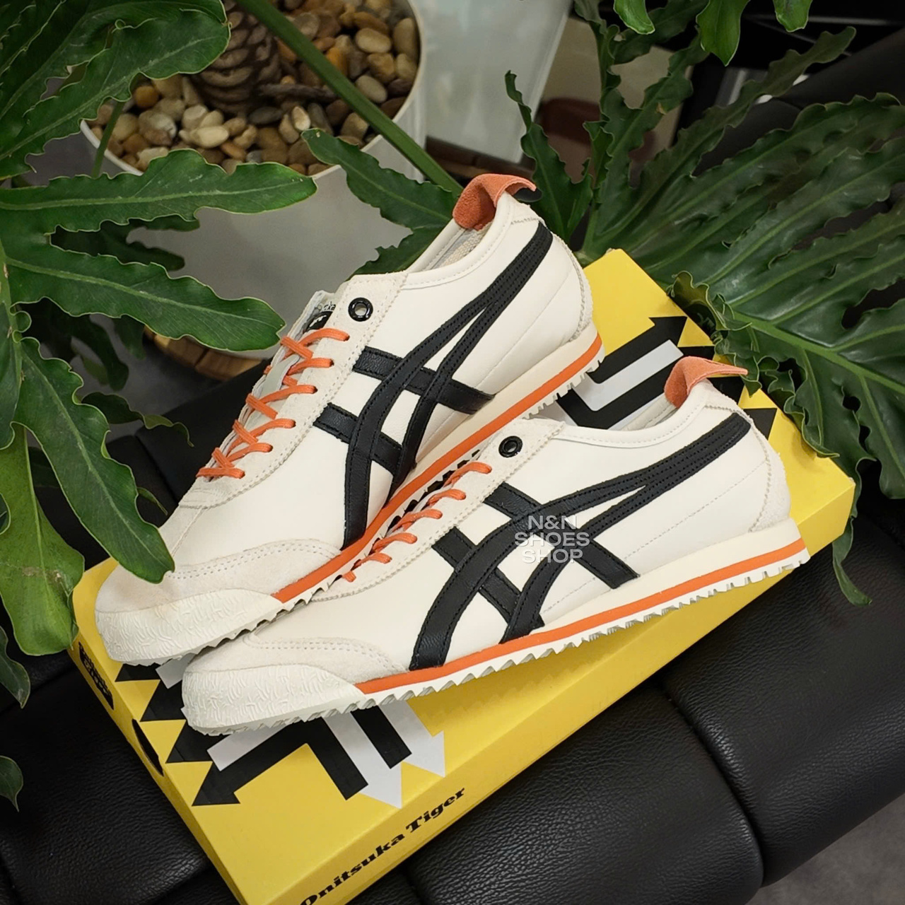 ONITSUKA MEXICO 66 SD VIN CREAM BLACK ONITSUKA MEXICO 66 SD VIN CREAM BLACK